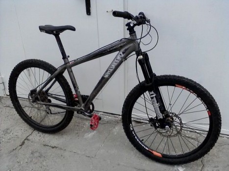 bike 468x351 - Мой новый двухколесный друг Specialized Hardrock с вилкой Marzocchi Bomber 04