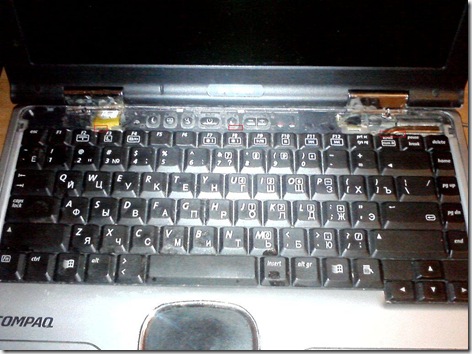 3 thumb - Как разобрать ноутбук Compaq EVO N800v